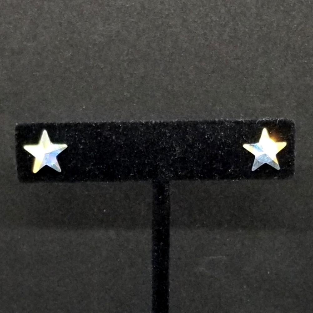 Iridescent crystal star earrings 🌟